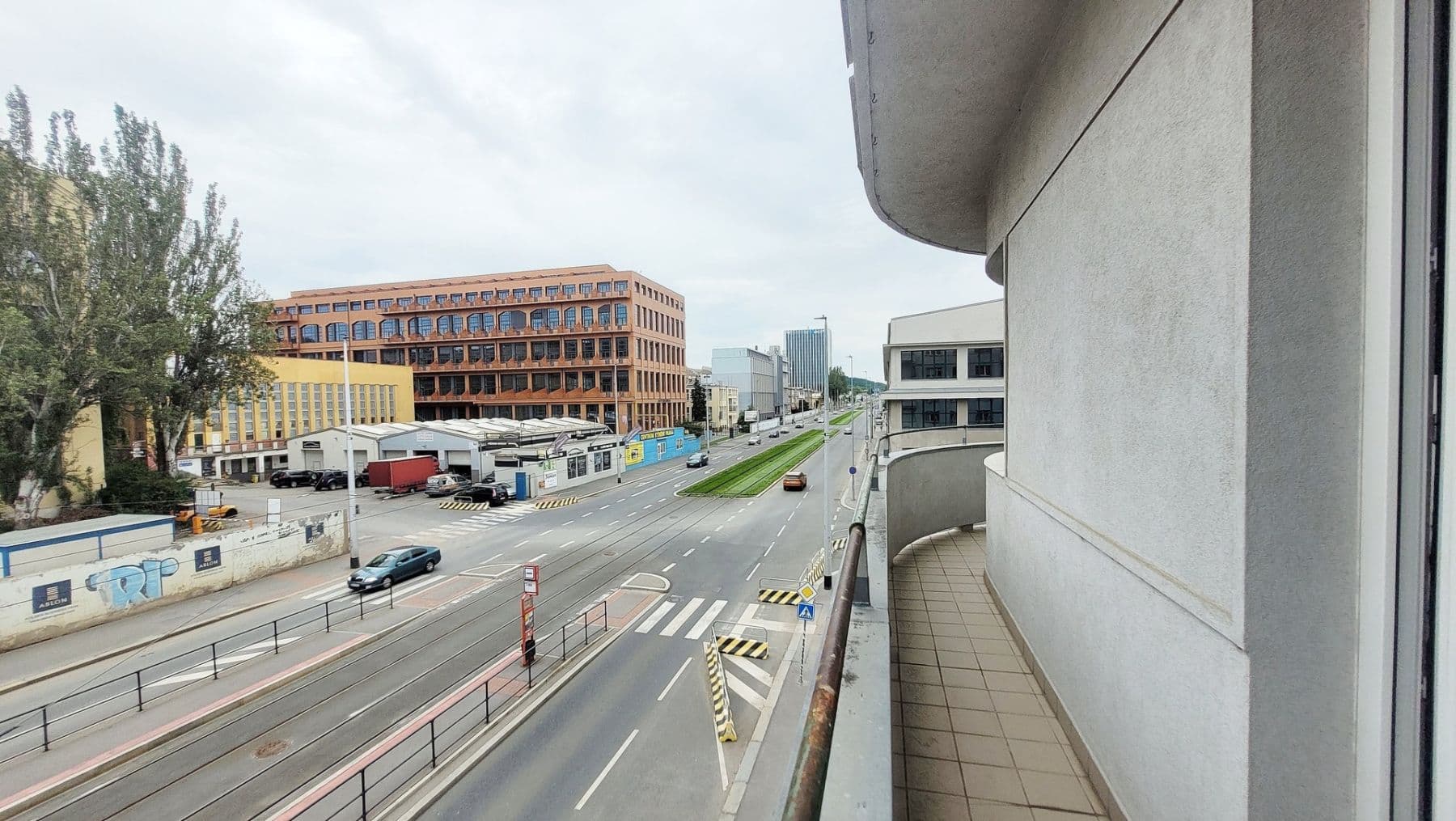 1 bedroom with open-plan kitchen flat to rent, 45 m², Kolbenova, Prague, Prague 1 bedroom with open-plan kitchen flat to rent, 45 m², Kolbenova, Prague, Prague
