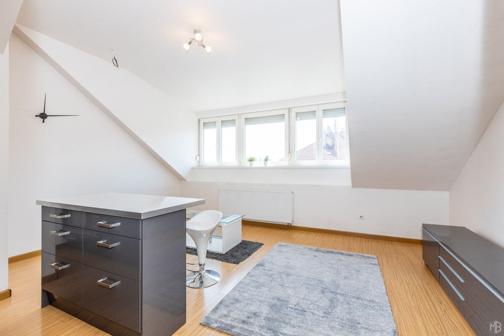 1 bedroom with open-plan kitchen flat to rent, 57 m², Černokostelecká, Prague, Prague 1 bedroom with open-plan kitchen flat to rent, 57 m², Černokostelecká, Prague, Prague