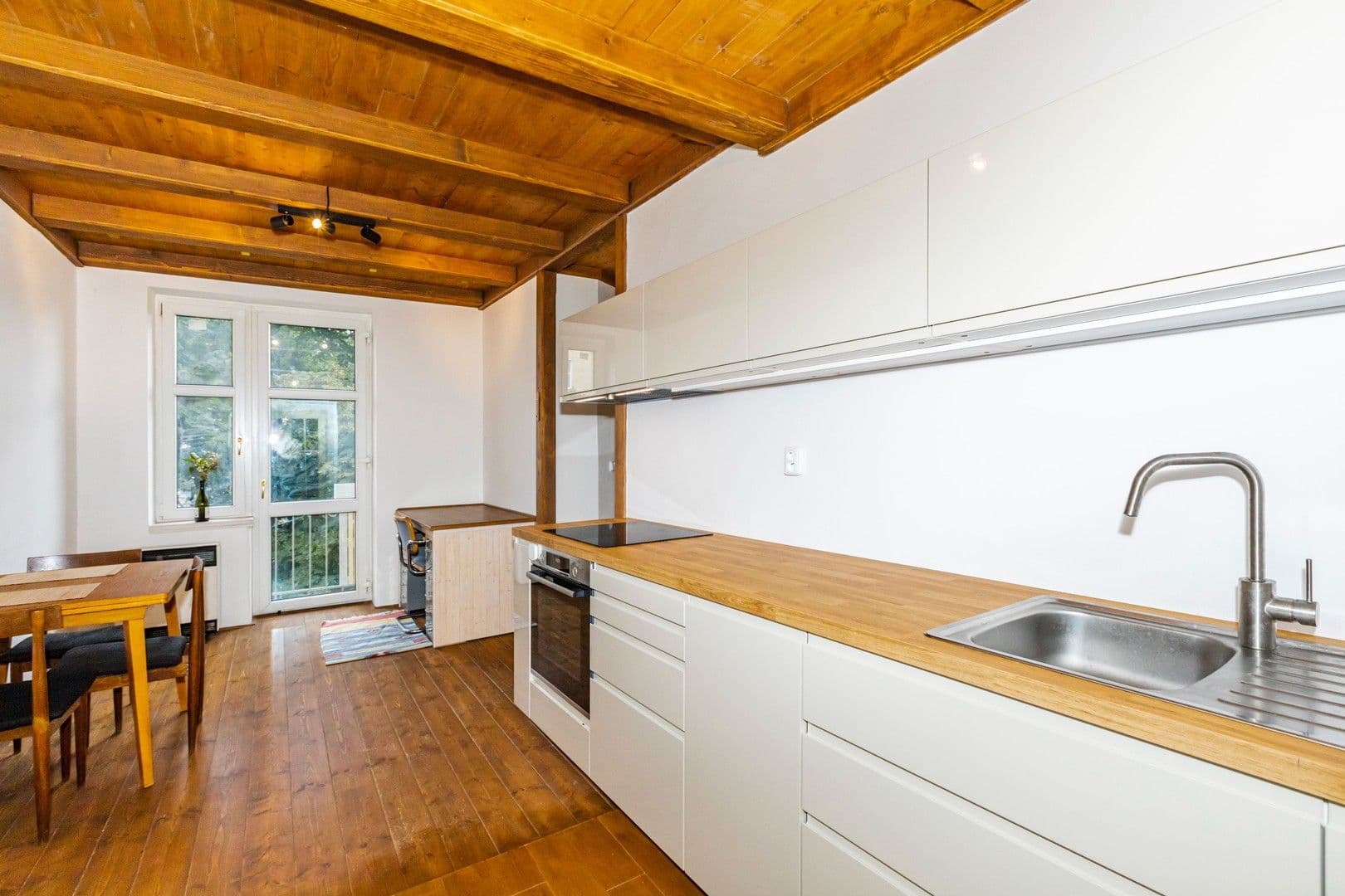 1 bedroom with open-plan kitchen flat to rent, 54 m², Kolbenova, Prague, Prague 1 bedroom with open-plan kitchen flat to rent, 54 m², Kolbenova, Prague, Prague