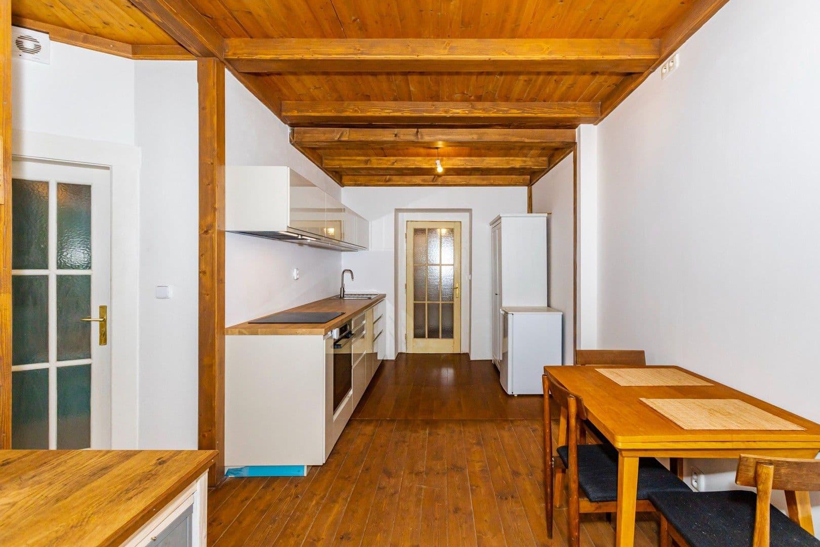 1 bedroom with open-plan kitchen flat to rent, 54 m², Kolbenova, Prague, Prague 1 bedroom with open-plan kitchen flat to rent, 54 m², Kolbenova, Prague, Prague