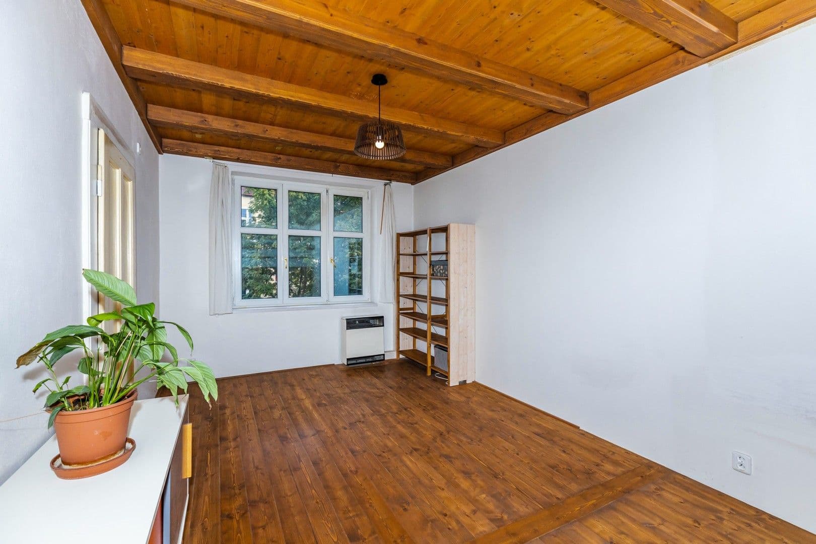 1 bedroom with open-plan kitchen flat to rent, 54 m², Kolbenova, Prague, Prague 1 bedroom with open-plan kitchen flat to rent, 54 m², Kolbenova, Prague, Prague