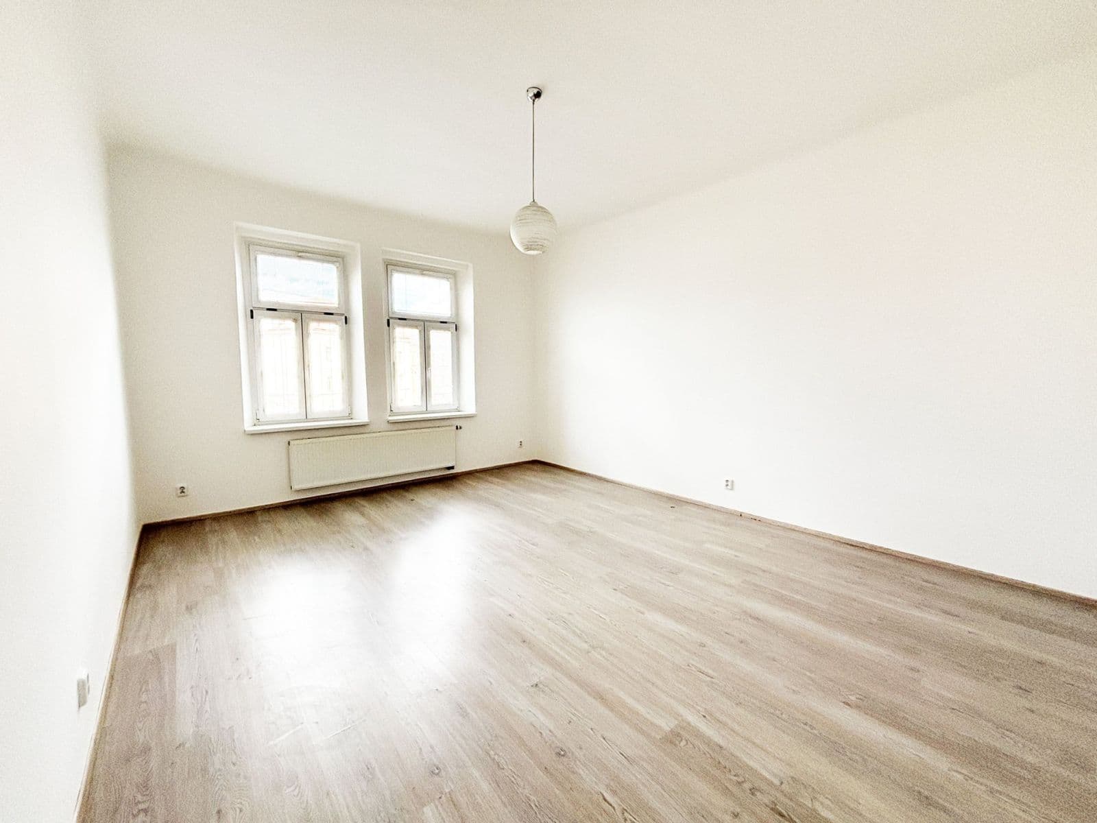 1 bedroom flat to rent, 55 m², Husova, Plzeň, Plzeňský Region 1 bedroom flat to rent, 55 m², Husova, Plzeň, Plzeňský Region