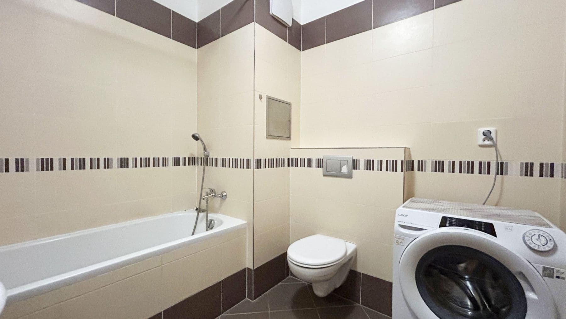 1 bedroom with open-plan kitchen flat to rent, 57 m², Pavla Beneše, Prague, Prague 1 bedroom with open-plan kitchen flat to rent, 57 m², Pavla Beneše, Prague, Prague
