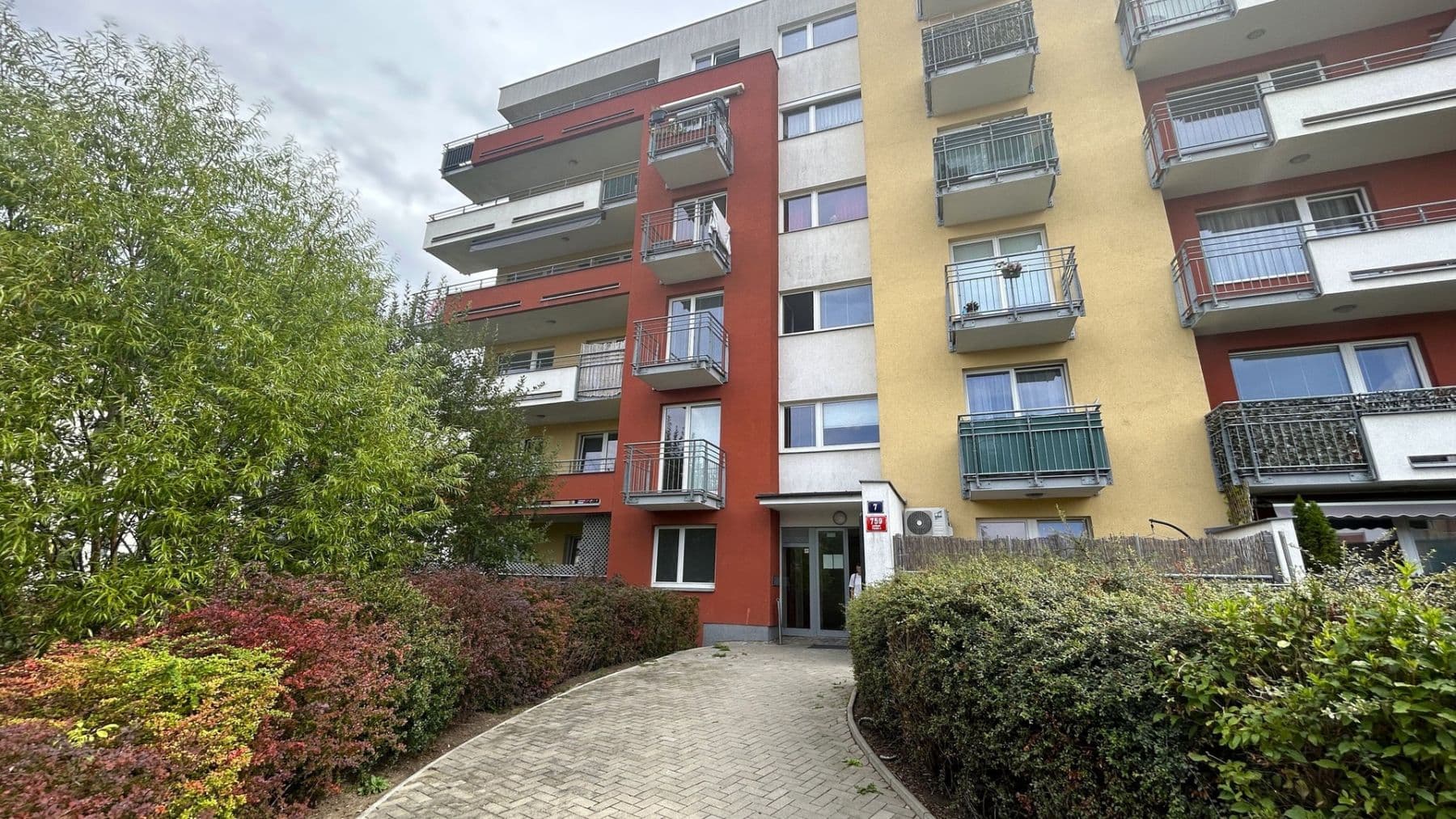 1 bedroom with open-plan kitchen flat to rent, 57 m², Pavla Beneše, Prague, Prague 1 bedroom with open-plan kitchen flat to rent, 57 m², Pavla Beneše, Prague, Prague