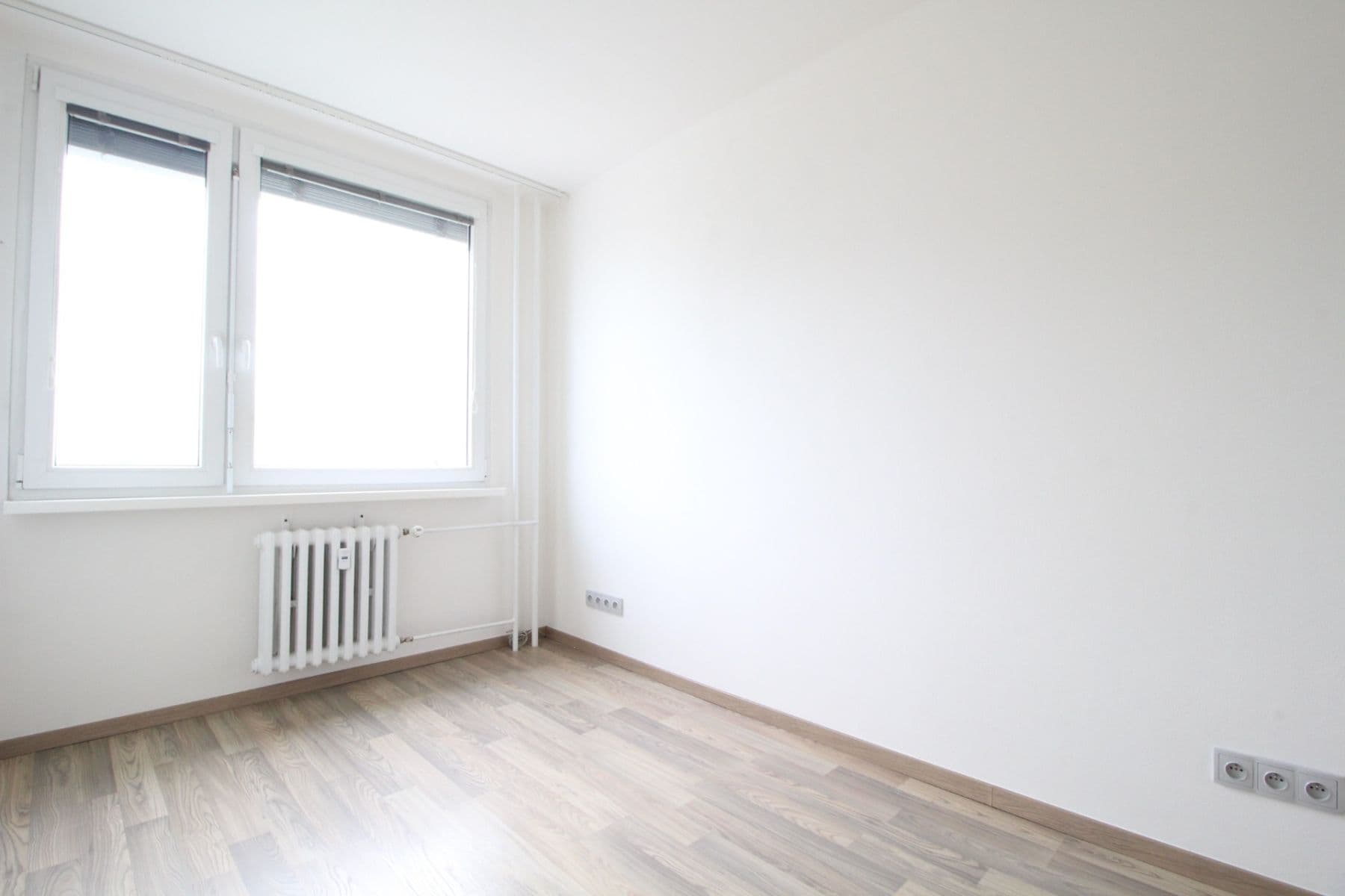 2 bedroom with open-plan kitchen flat to rent, 58 m², Cafourkova, Prague, Prague 2 bedroom with open-plan kitchen flat to rent, 58 m², Cafourkova, Prague, Prague