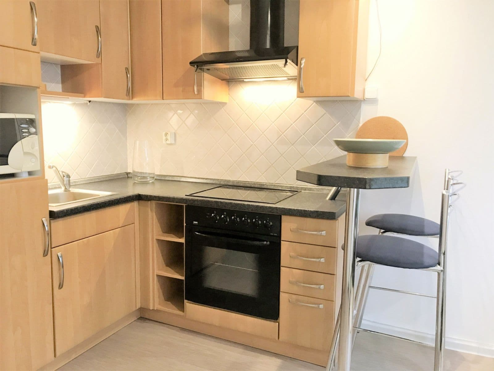 1 bedroom with open-plan kitchen flat to rent, 39 m², Bryksova, Prague, Prague 1 bedroom with open-plan kitchen flat to rent, 39 m², Bryksova, Prague, Prague