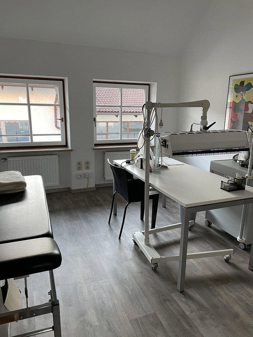 office for sale, 1,523 m², Baumgartenstraße 7, Vilsbiburg, Bavaria office for sale, 1,523 m², Baumgartenstraße 7, Vilsbiburg, Bavaria