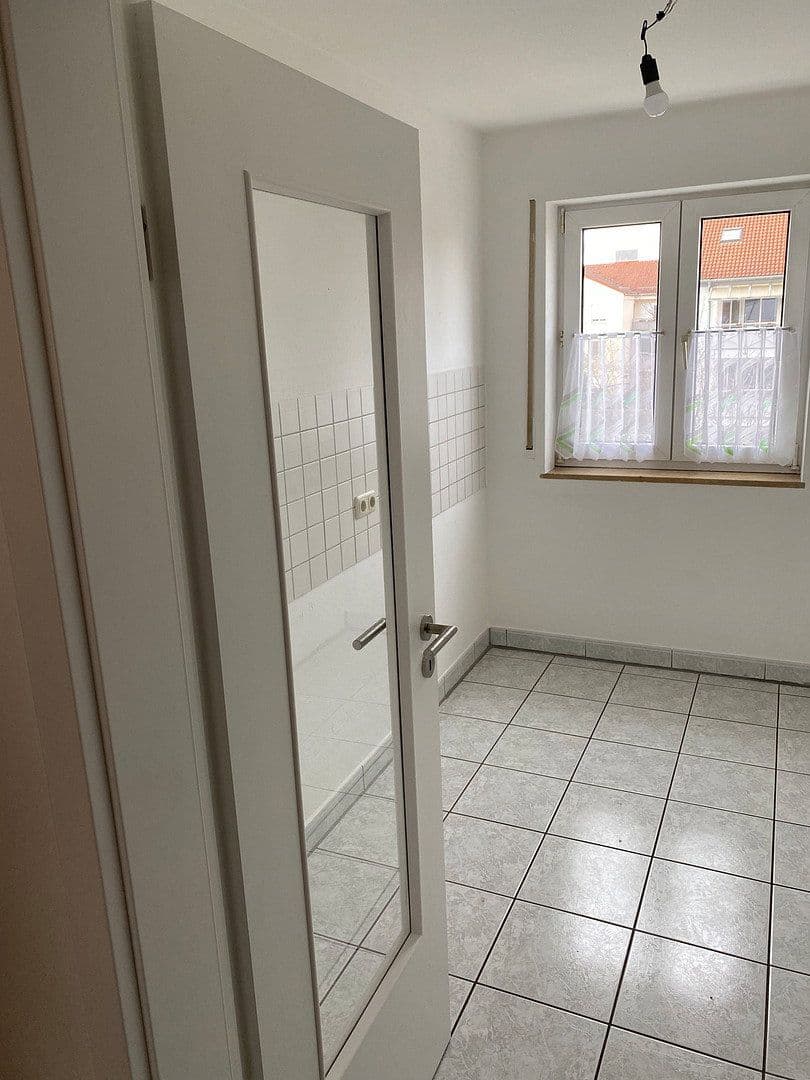 2 bedroom with open-plan kitchen flat to rent, 90 m², Rostocker Weg 1, Gersthofen, Bavaria 2 bedroom with open-plan kitchen flat to rent, 90 m², Rostocker Weg 1, Gersthofen, Bavaria