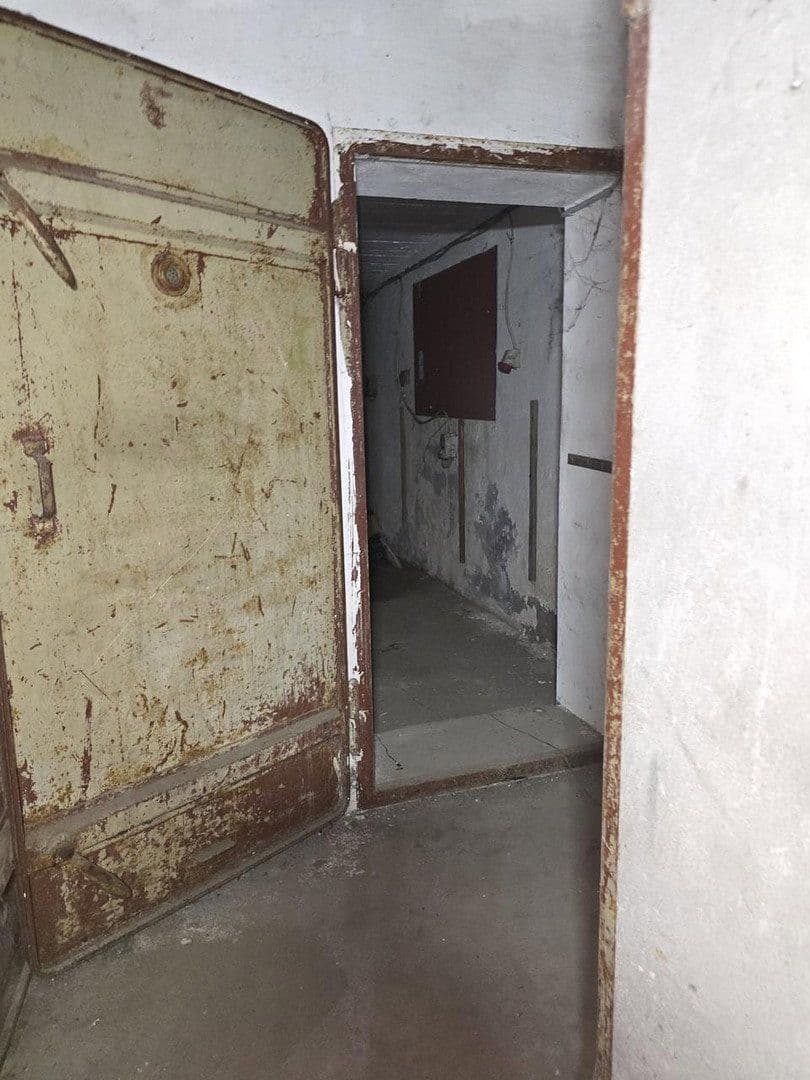 non-residential property to rent, 150 m², Remscheid, North Rhine-Westphalia non-residential property to rent, 150 m², Remscheid, North Rhine-Westphalia