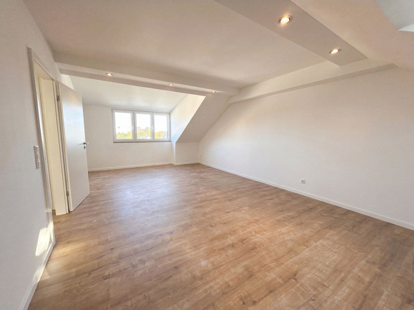 1 bedroom with open-plan kitchen flat for sale, 57 m², Kleiststraße 41, Ingolstadt, Bavaria 1 bedroom with open-plan kitchen flat for sale, 57 m², Kleiststraße 41, Ingolstadt, Bavaria