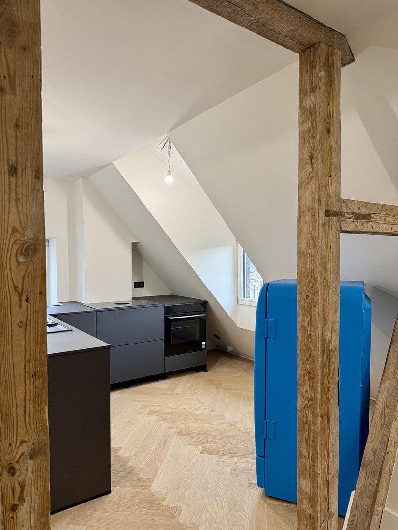 4 bedroom flat to rent, 67 m², Stuttgart, Baden-Württemberg 4 bedroom flat to rent, 67 m², Stuttgart, Baden-Württemberg