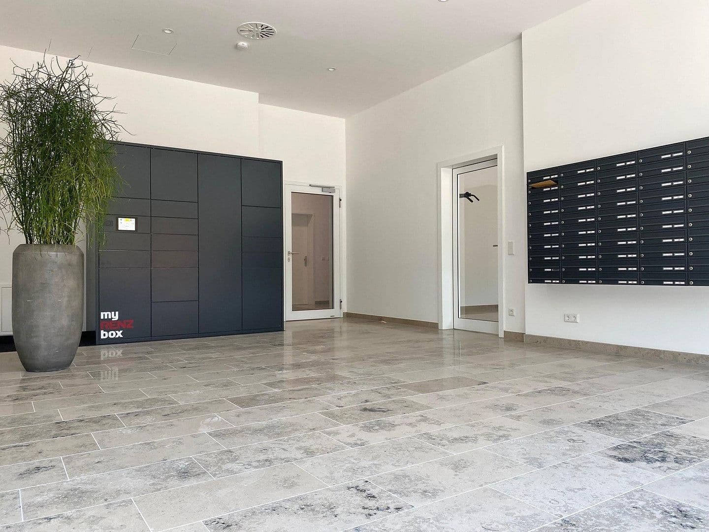 1 bedroom with open-plan kitchen flat to rent, 114 m², München, Bavaria 1 bedroom with open-plan kitchen flat to rent, 114 m², München, Bavaria