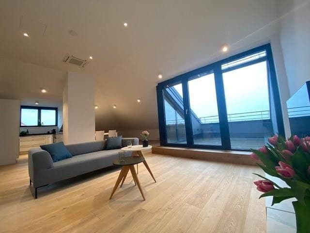 1 bedroom with open-plan kitchen flat to rent, 114 m², München, Bavaria 1 bedroom with open-plan kitchen flat to rent, 114 m², München, Bavaria