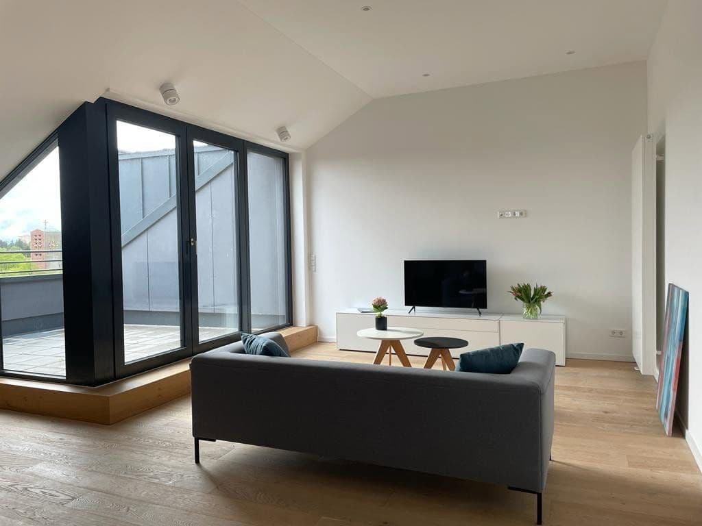 1 bedroom with open-plan kitchen flat to rent, 114 m², München, Bavaria 1 bedroom with open-plan kitchen flat to rent, 114 m², München, Bavaria