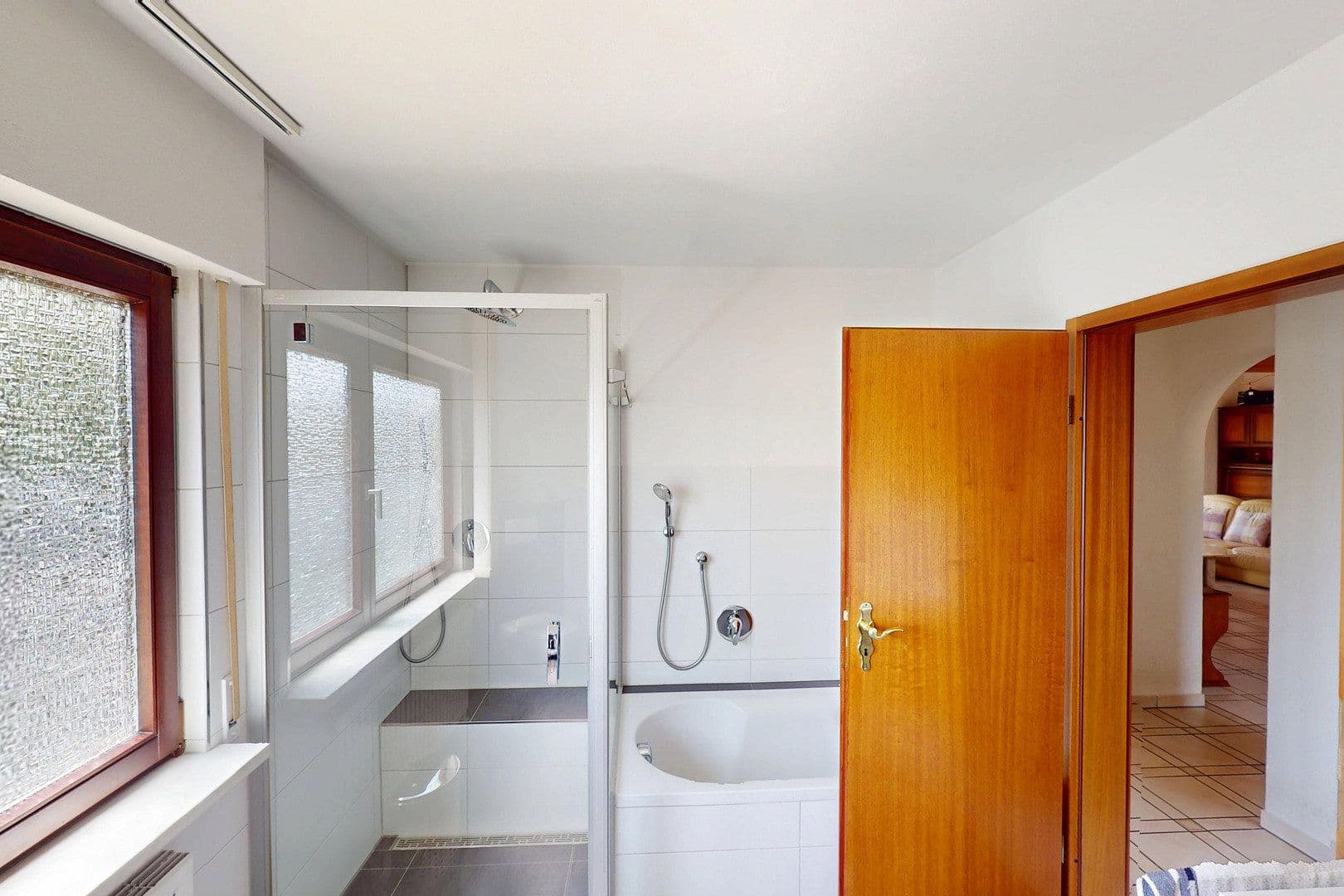 house for sale, 197 m², Am See 2/1, Großbettlingen, Baden-Württemberg house for sale, 197 m², Am See 2/1, Großbettlingen, Baden-Württemberg