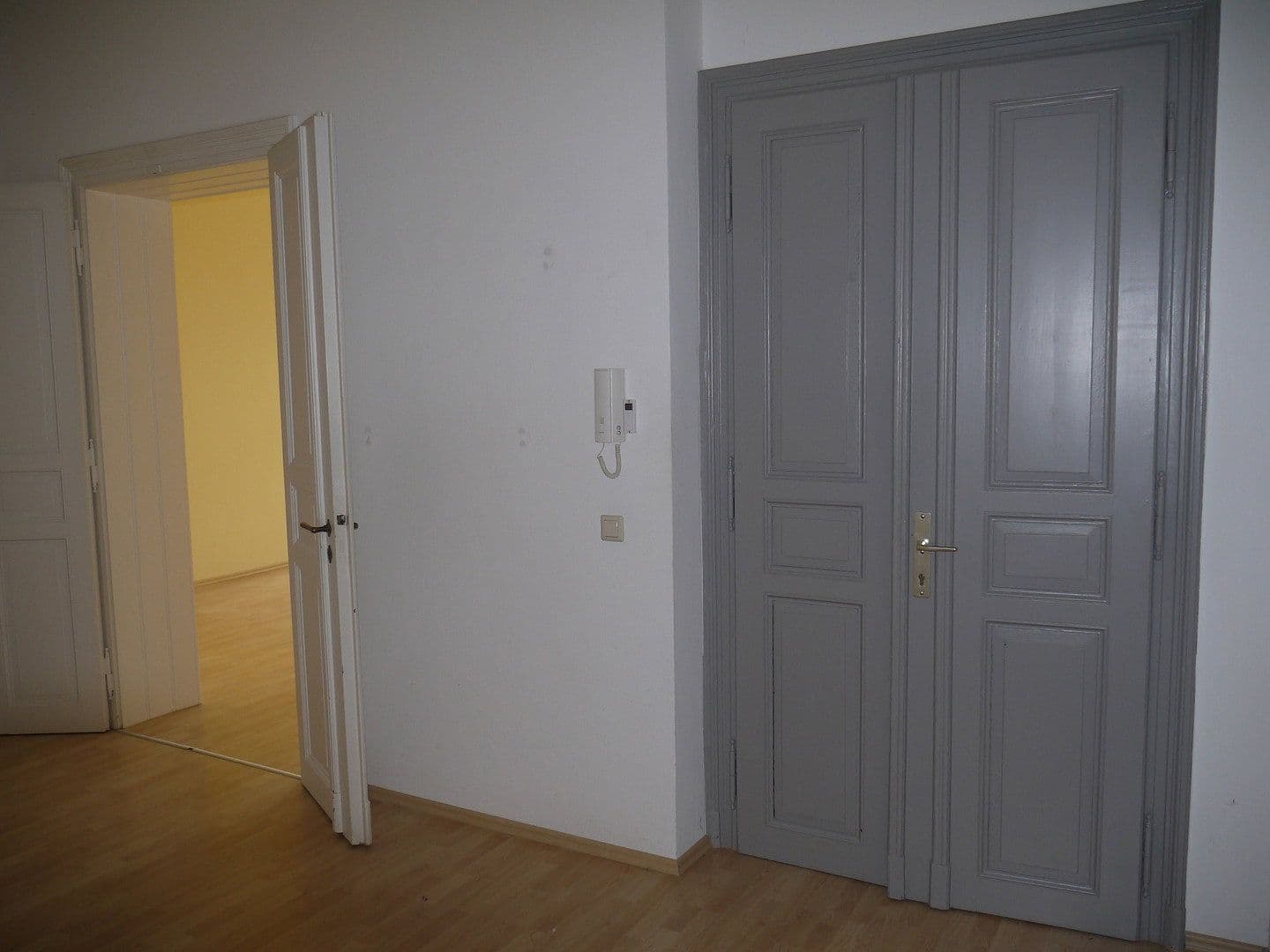 4 bedroom flat to rent, 146 m², Dresden, Saxony 4 bedroom flat to rent, 146 m², Dresden, Saxony