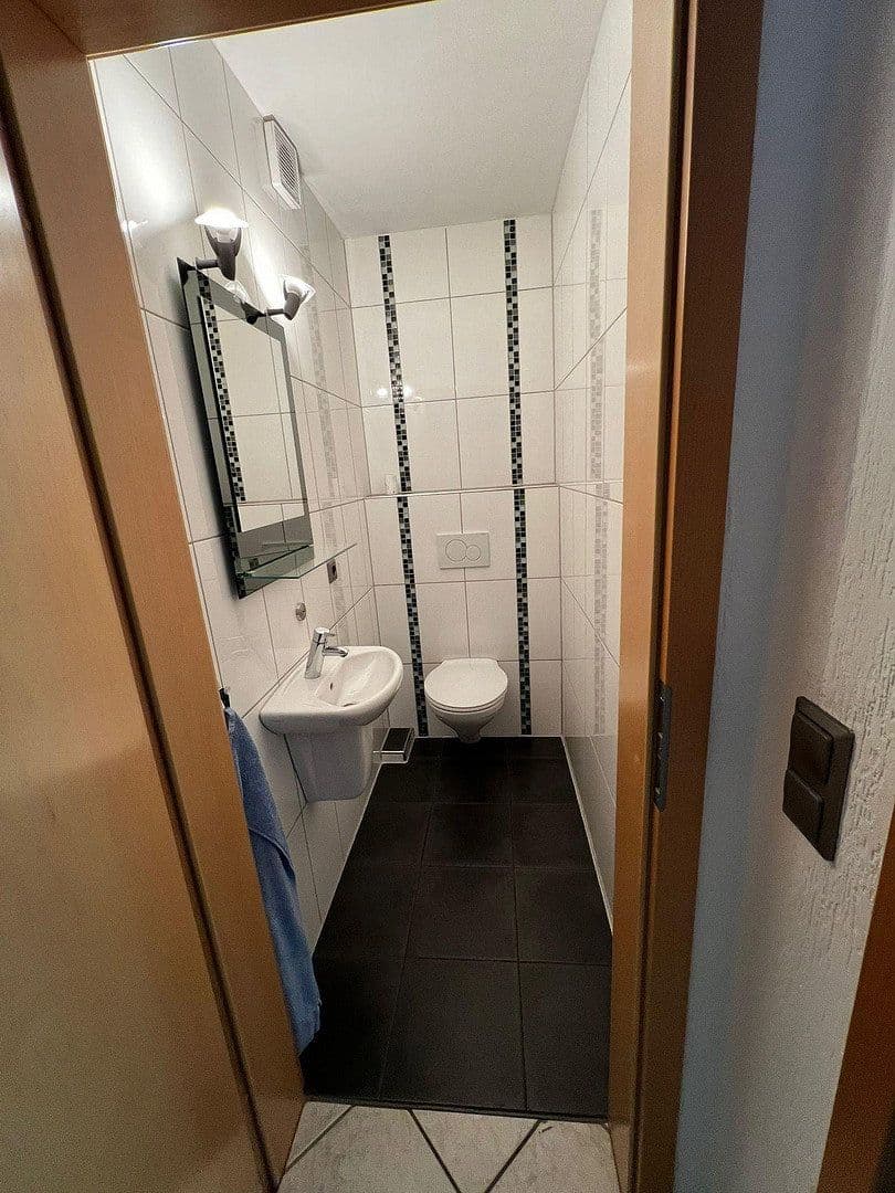 2 bedroom with open-plan kitchen flat to rent, 81 m², Obere Saarlandstrasse 5, Mülheim an der Ruhr, North Rhine-Westphalia 2 bedroom with open-plan kitchen flat to rent, 81 m², Obere Saarlandstrasse 5, Mülheim an der Ruhr, North Rhine-Westphalia