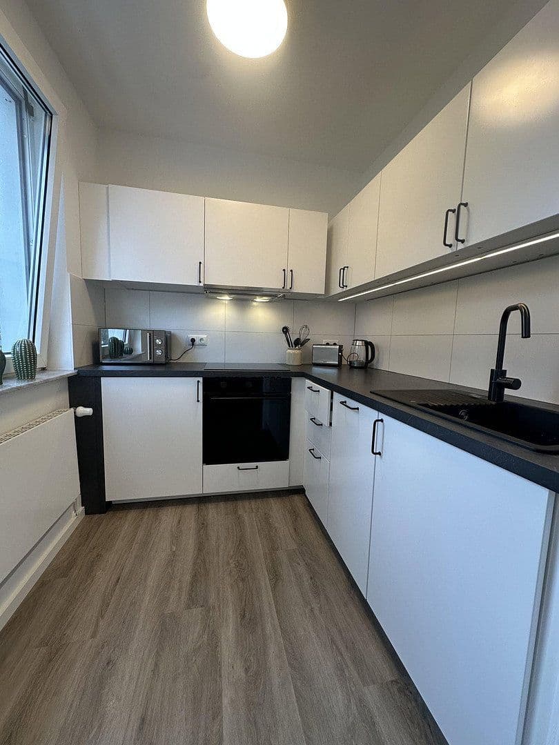 1 bedroom flat to rent, 32 m², Albertstraße 76, Düsseldorf, North Rhine-Westphalia 1 bedroom flat to rent, 32 m², Albertstraße 76, Düsseldorf, North Rhine-Westphalia