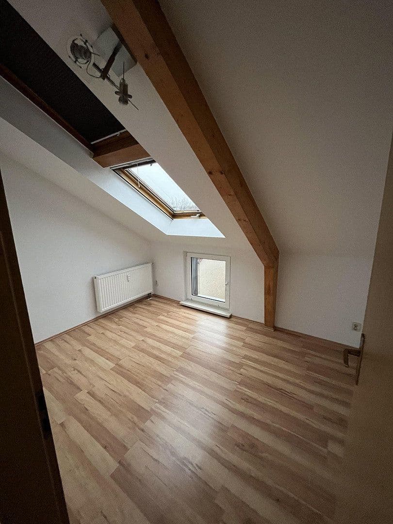house for sale, 872 m², Zwötzner Straße 20, Gera, Thuringia house for sale, 872 m², Zwötzner Straße 20, Gera, Thuringia