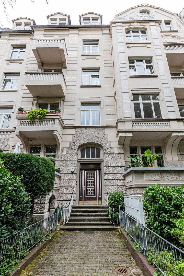 2 bedroom with open-plan kitchen flat to rent, 112 m², Wiesbaden, Hesse 2 bedroom with open-plan kitchen flat to rent, 112 m², Wiesbaden, Hesse