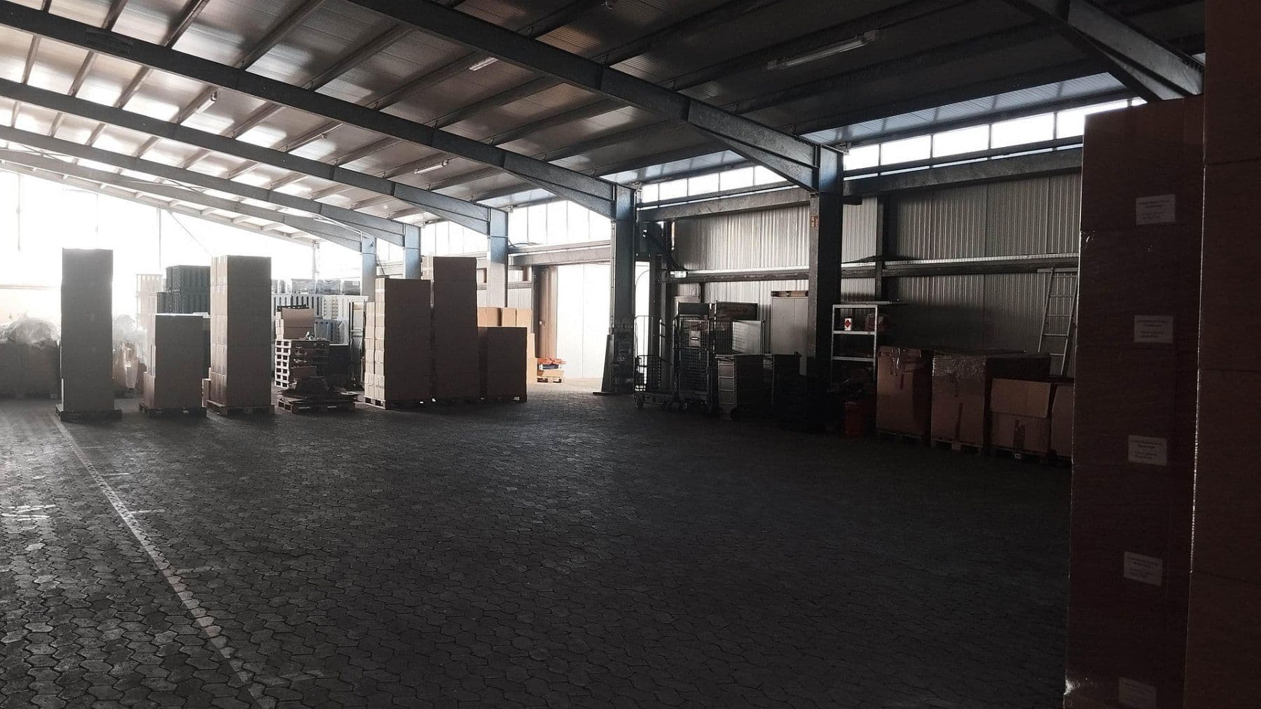 non-residential property to rent, 1,000 m², Industriegebiet 6, Saarbrücken, Saarland non-residential property to rent, 1,000 m², Industriegebiet 6, Saarbrücken, Saarland