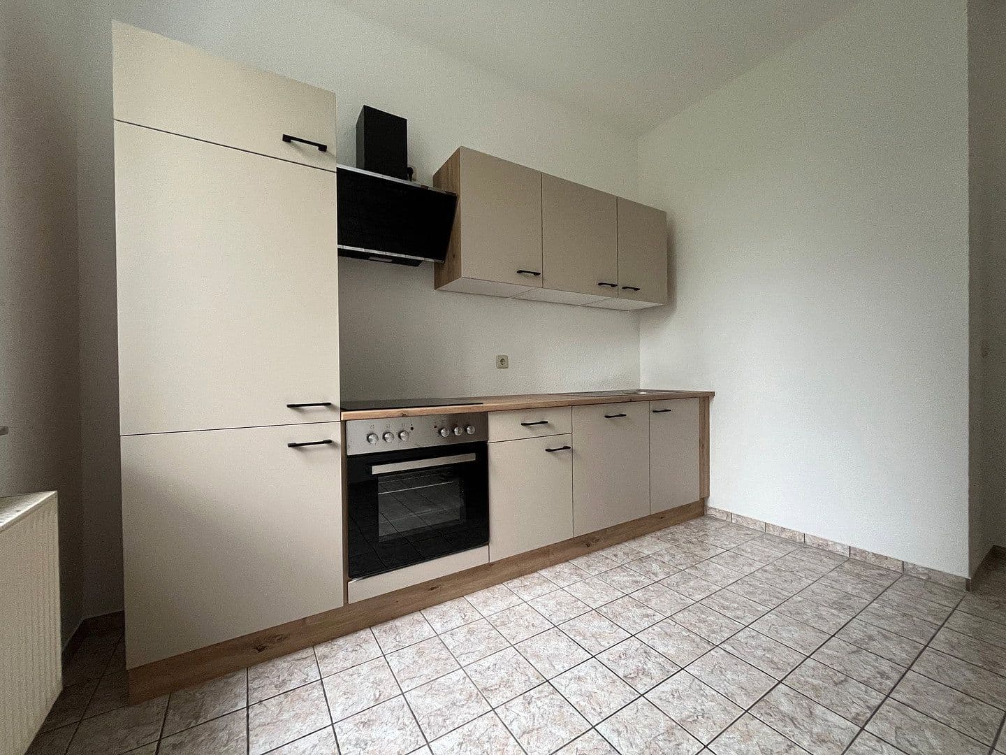 house for sale, 584 m², Schneeberger Straße 4, Chemnitz, Saxony house for sale, 584 m², Schneeberger Straße 4, Chemnitz, Saxony