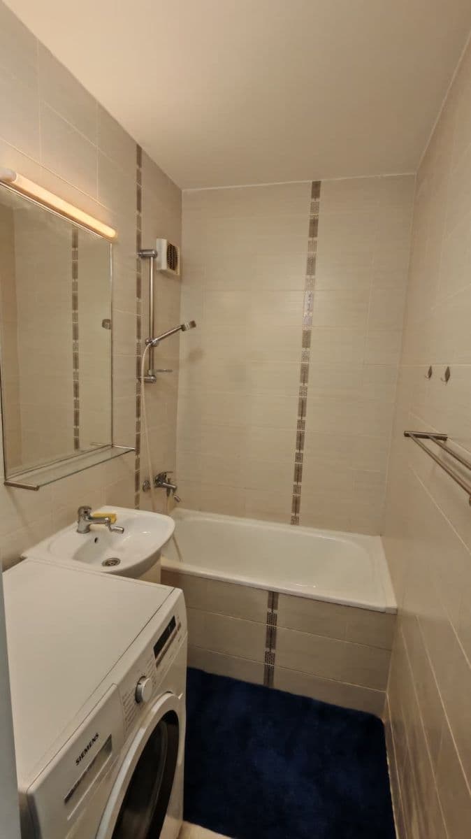 1 bedroom with open-plan kitchen flat to rent, 50 m², Plickova, Prague, Prague 1 bedroom with open-plan kitchen flat to rent, 50 m², Plickova, Prague, Prague