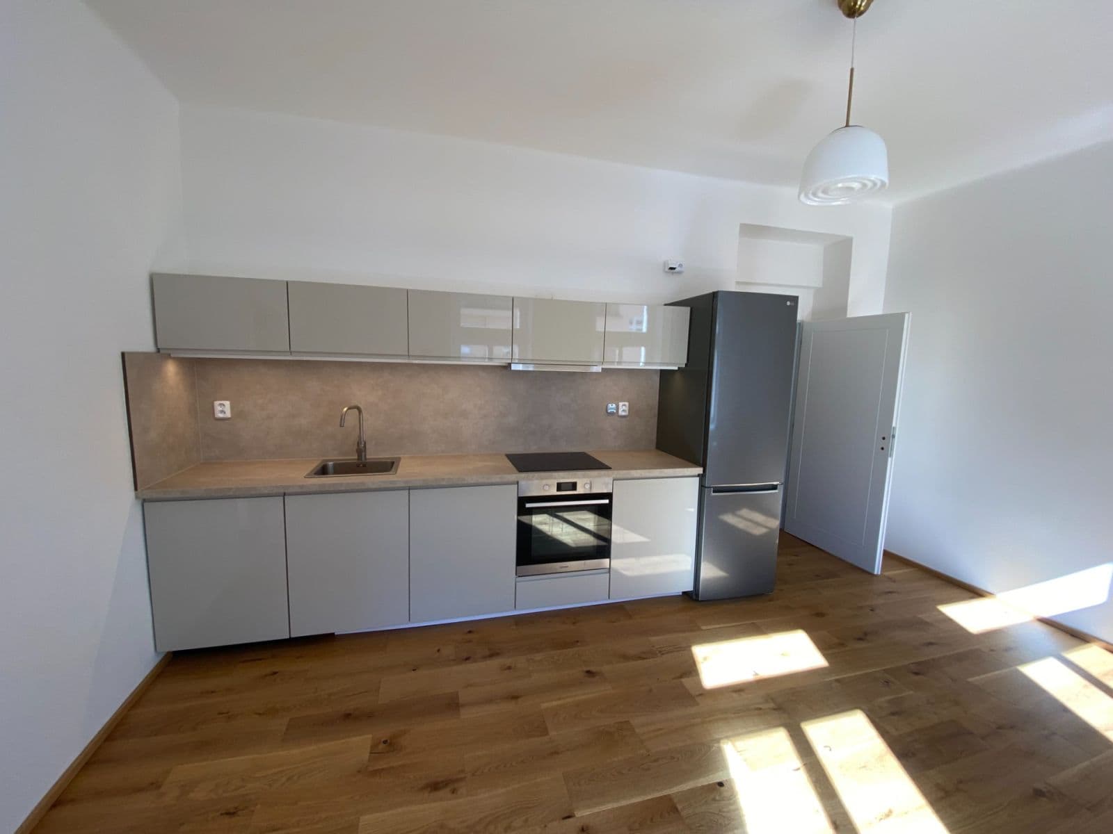 1 bedroom with open-plan kitchen flat to rent, 42 m², Ježkova, Prague, Prague 1 bedroom with open-plan kitchen flat to rent, 42 m², Ježkova, Prague, Prague