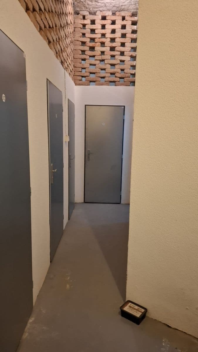 non-residential property for sale, 4 m², U Rajské zahrady, Prague, Prague non-residential property for sale, 4 m², U Rajské zahrady, Prague, Prague