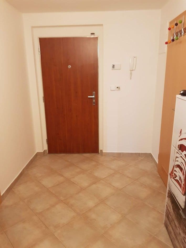 1 bedroom with open-plan kitchen flat to rent, 61 m², Holubinková, Prague, Prague 1 bedroom with open-plan kitchen flat to rent, 61 m², Holubinková, Prague, Prague