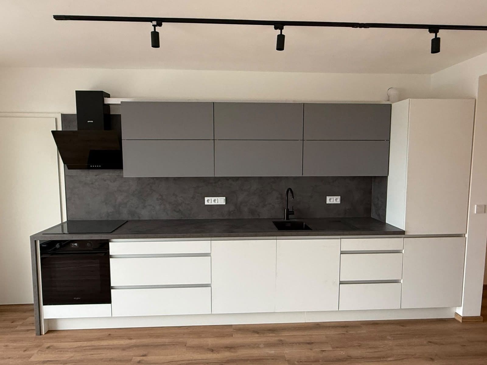 2 bedroom with open-plan kitchen flat to rent, 51 m², Žleby, Rozdrojovice, Jihomoravský Region 2 bedroom with open-plan kitchen flat to rent, 51 m², Žleby, Rozdrojovice, Jihomoravský Region