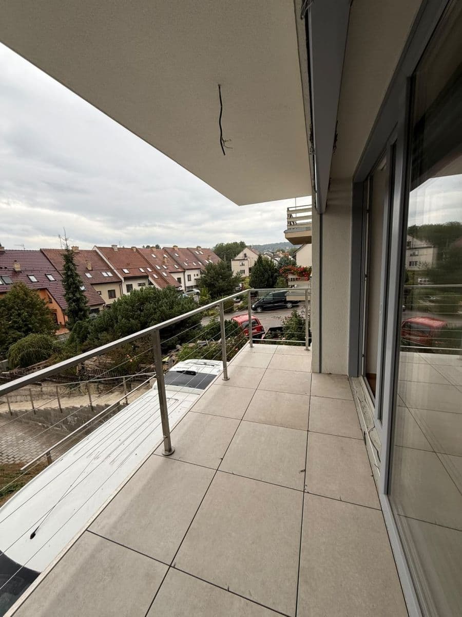 2 bedroom with open-plan kitchen flat to rent, 51 m², Žleby, Rozdrojovice, Jihomoravský Region 2 bedroom with open-plan kitchen flat to rent, 51 m², Žleby, Rozdrojovice, Jihomoravský Region