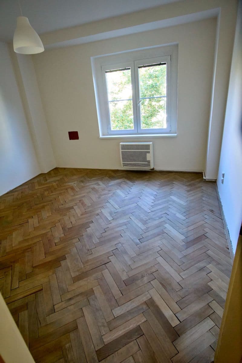 3 bedroom flat to rent, 59 m², Biskupcova, Prague, Prague 3 bedroom flat to rent, 59 m², Biskupcova, Prague, Prague
