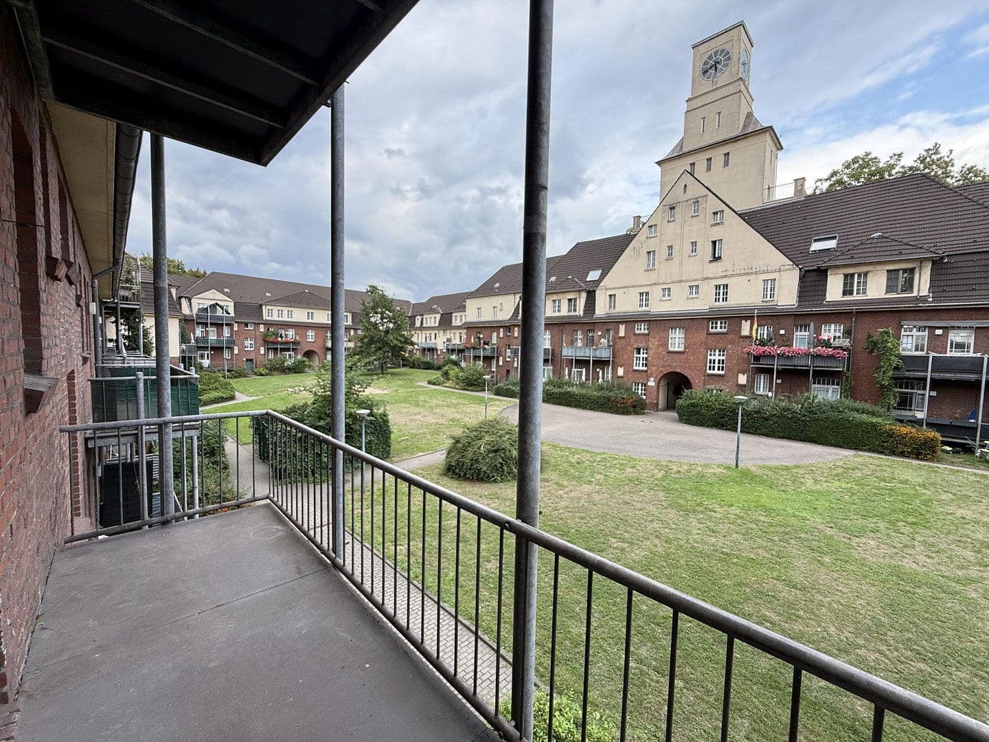 2 bedroom flat to rent, 56 m², Am Himgesberg 9, Duisburg, North Rhine-Westphalia 2 bedroom flat to rent, 56 m², Am Himgesberg 9, Duisburg, North Rhine-Westphalia