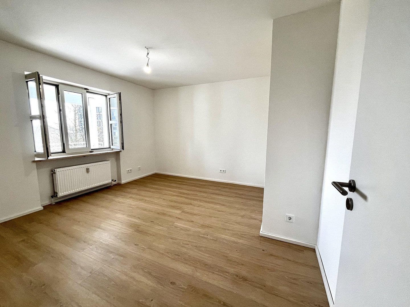 4 bedroom flat for sale, 91 m², Rosa-Luxemburg-Platz 3, München, Bavaria 4 bedroom flat for sale, 91 m², Rosa-Luxemburg-Platz 3, München, Bavaria