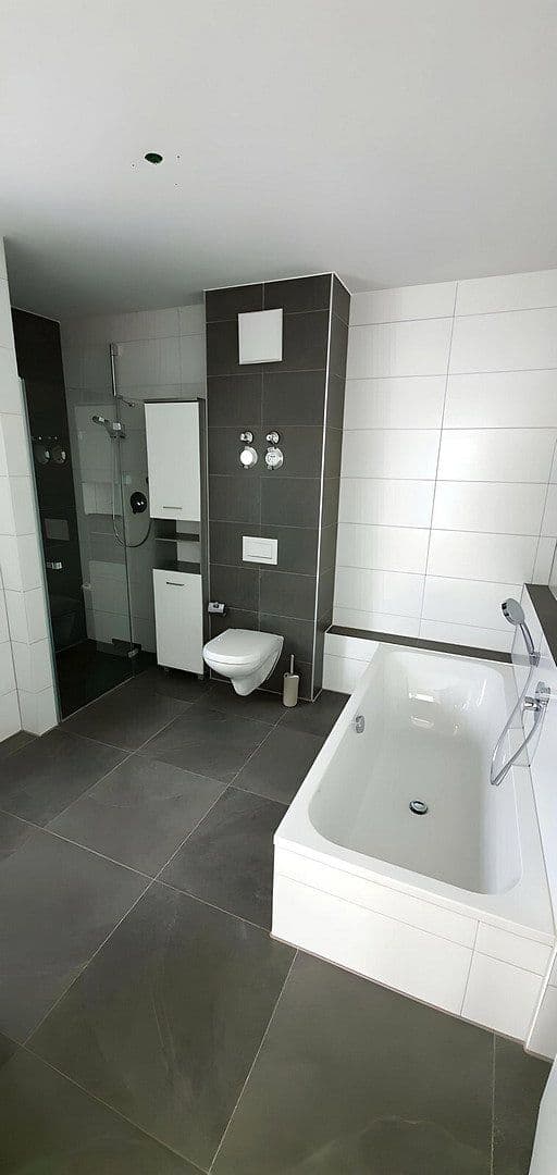 2 bedroom with open-plan kitchen flat to rent, 110 m², Mühldorf am Inn, Mühldorf am Inn, Bavaria 2 bedroom with open-plan kitchen flat to rent, 110 m², Mühldorf am Inn, Mühldorf am Inn, Bavaria