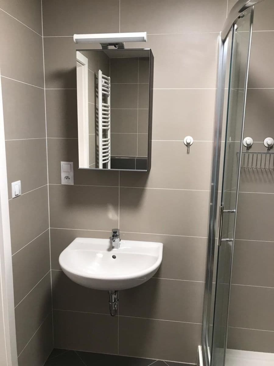 Studio flat to rent, 30 m², Mantovská, Prague, Prague Studio flat to rent, 30 m², Mantovská, Prague, Prague