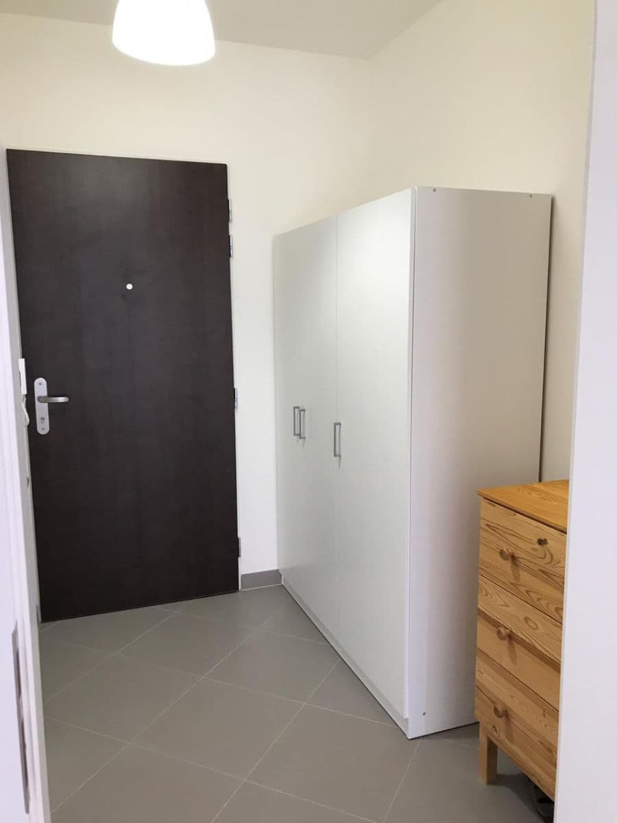 Studio flat to rent, 30 m², Mantovská, Prague, Prague Studio flat to rent, 30 m², Mantovská, Prague, Prague