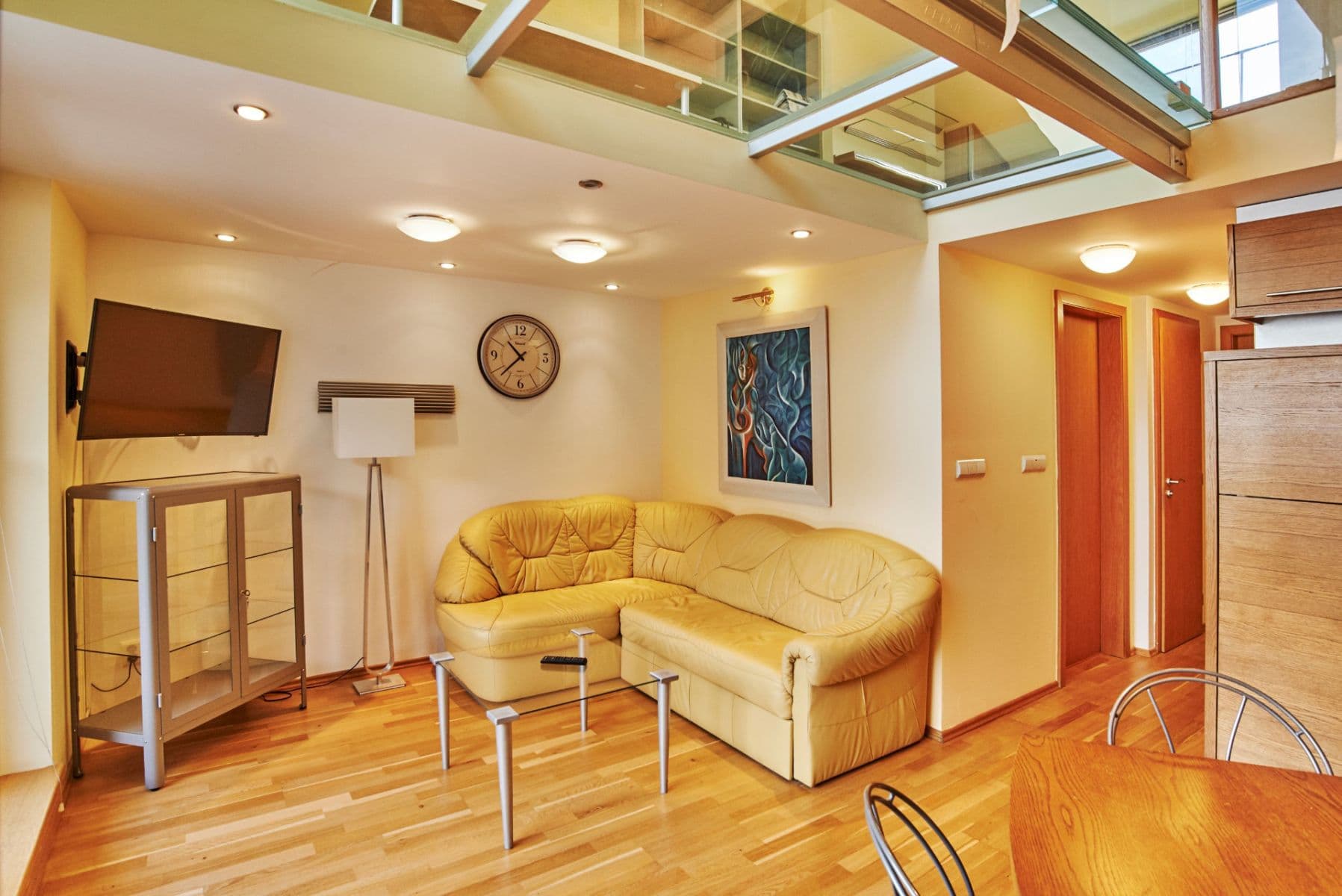 2 bedroom with open-plan kitchen flat to rent, 85 m², Hellichova, Prague, Prague 2 bedroom with open-plan kitchen flat to rent, 85 m², Hellichova, Prague, Prague