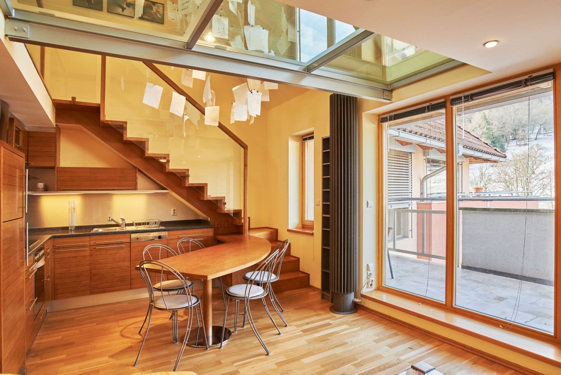 2 bedroom with open-plan kitchen flat to rent, 85 m², Hellichova, Prague, Prague 2 bedroom with open-plan kitchen flat to rent, 85 m², Hellichova, Prague, Prague