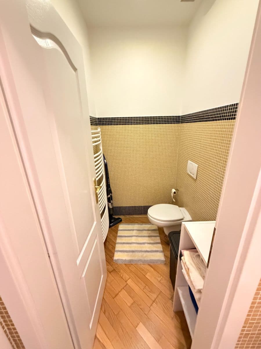Studio flat to rent, 37 m², Staropramenná, Prague, Prague Studio flat to rent, 37 m², Staropramenná, Prague, Prague