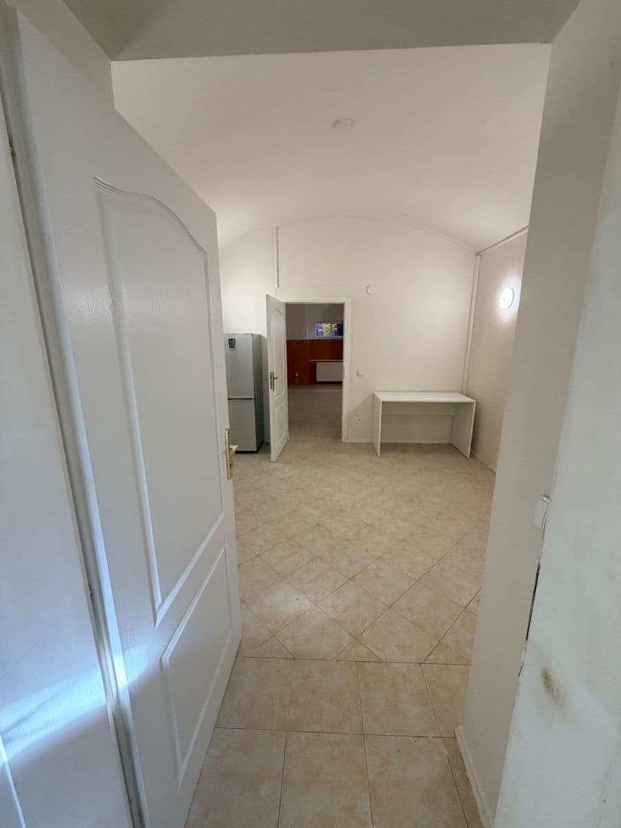 3 bedroom flat to rent, 67 m², Dalimilova, Prague, Prague 3 bedroom flat to rent, 67 m², Dalimilova, Prague, Prague