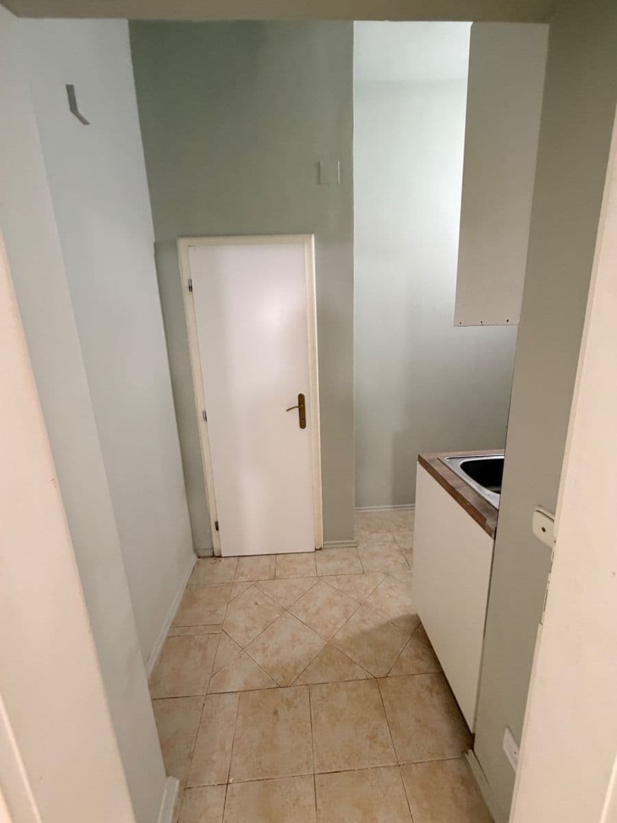 3 bedroom flat to rent, 67 m², Dalimilova, Prague, Prague 3 bedroom flat to rent, 67 m², Dalimilova, Prague, Prague