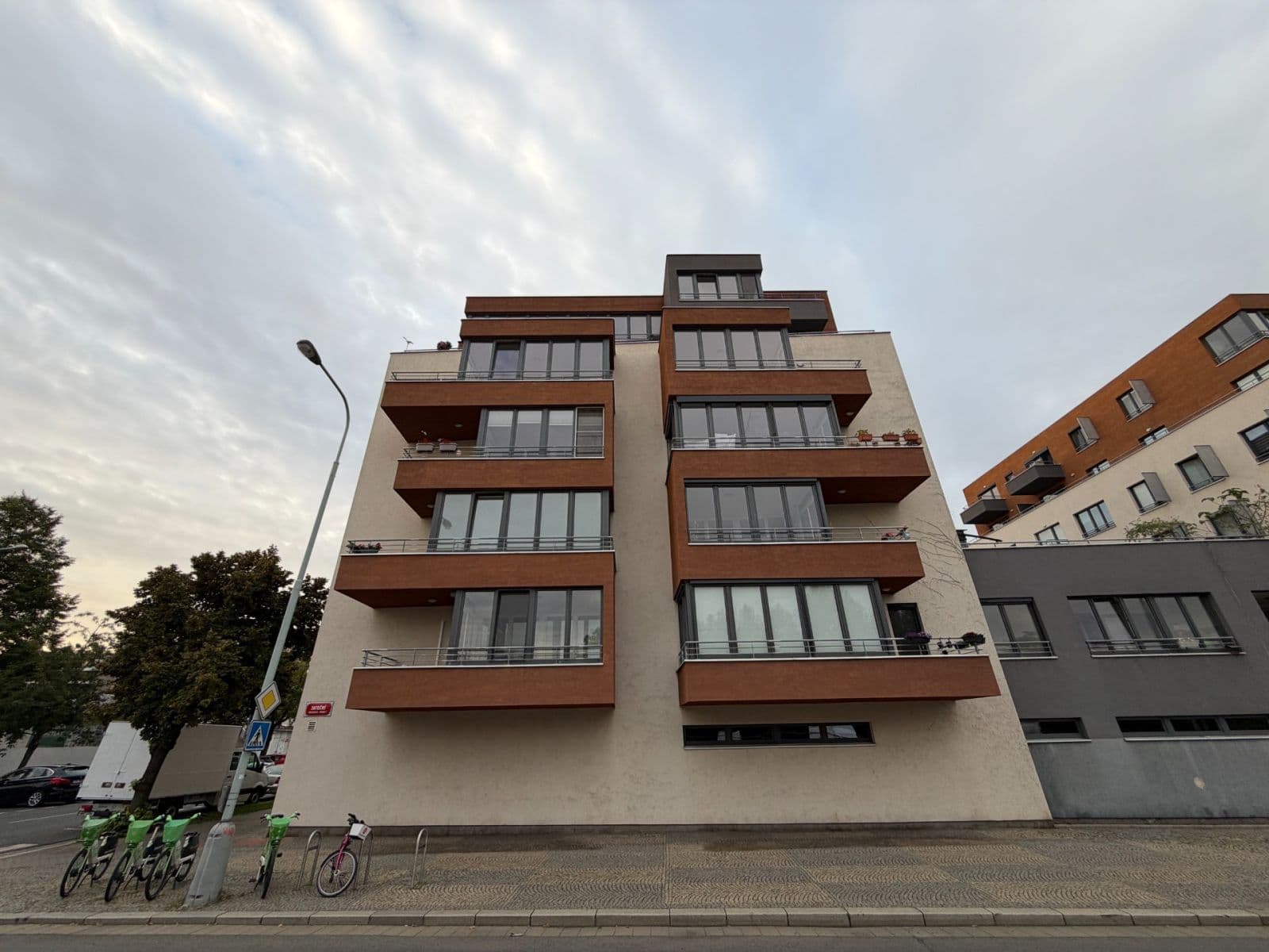 1 bedroom with open-plan kitchen flat to rent, 61 m², Na Maninách, Prague, Prague 1 bedroom with open-plan kitchen flat to rent, 61 m², Na Maninách, Prague, Prague
