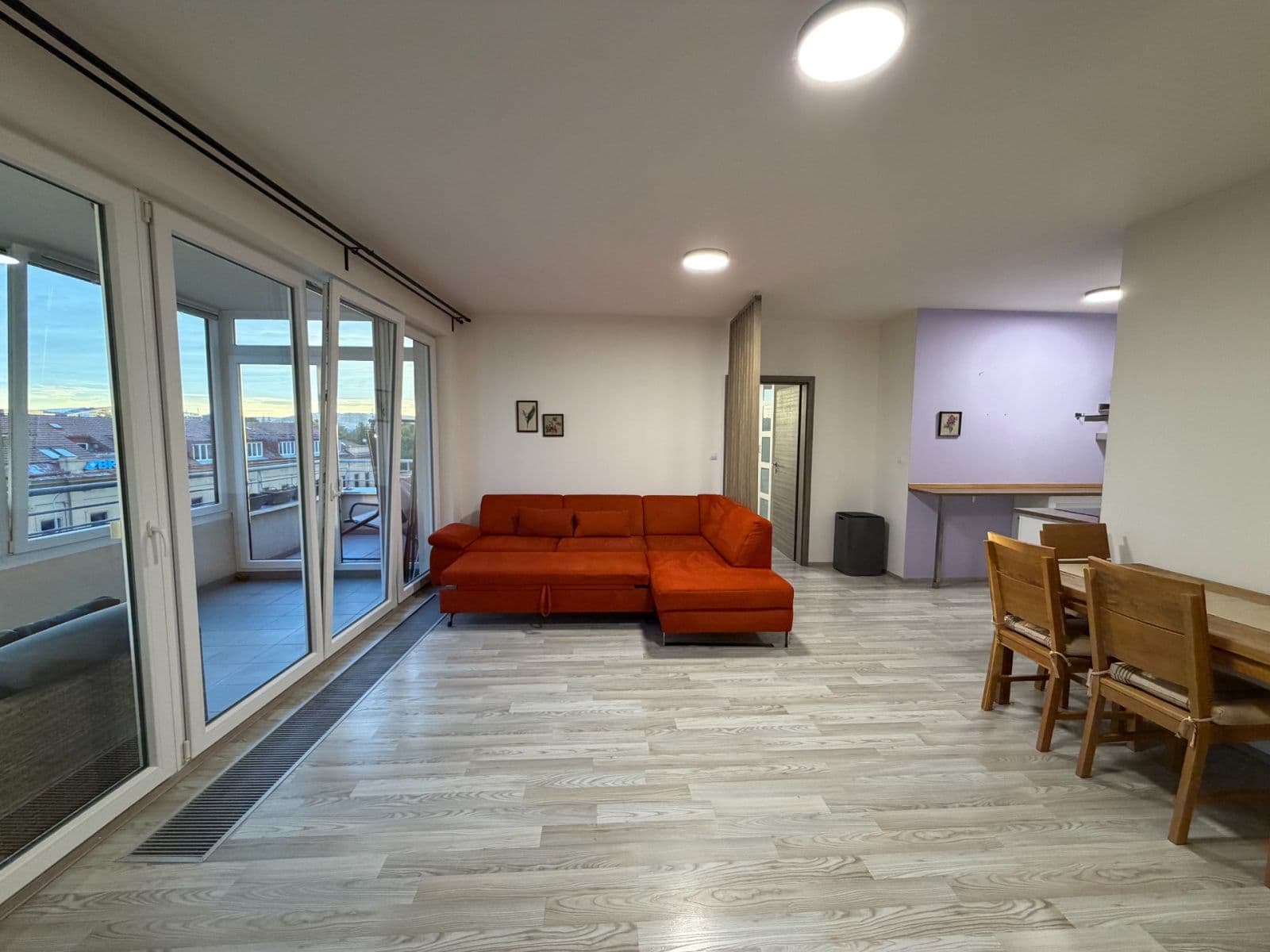 1 bedroom with open-plan kitchen flat to rent, 61 m², Na Maninách, Prague, Prague 1 bedroom with open-plan kitchen flat to rent, 61 m², Na Maninách, Prague, Prague