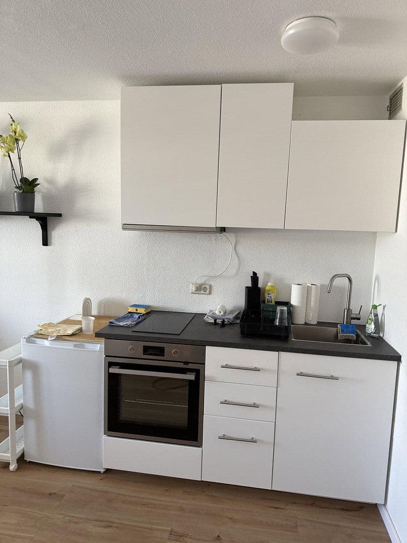 1 bedroom flat to rent, 28 m², Weihenstephanerstr. 3, München, Bavaria 1 bedroom flat to rent, 28 m², Weihenstephanerstr. 3, München, Bavaria