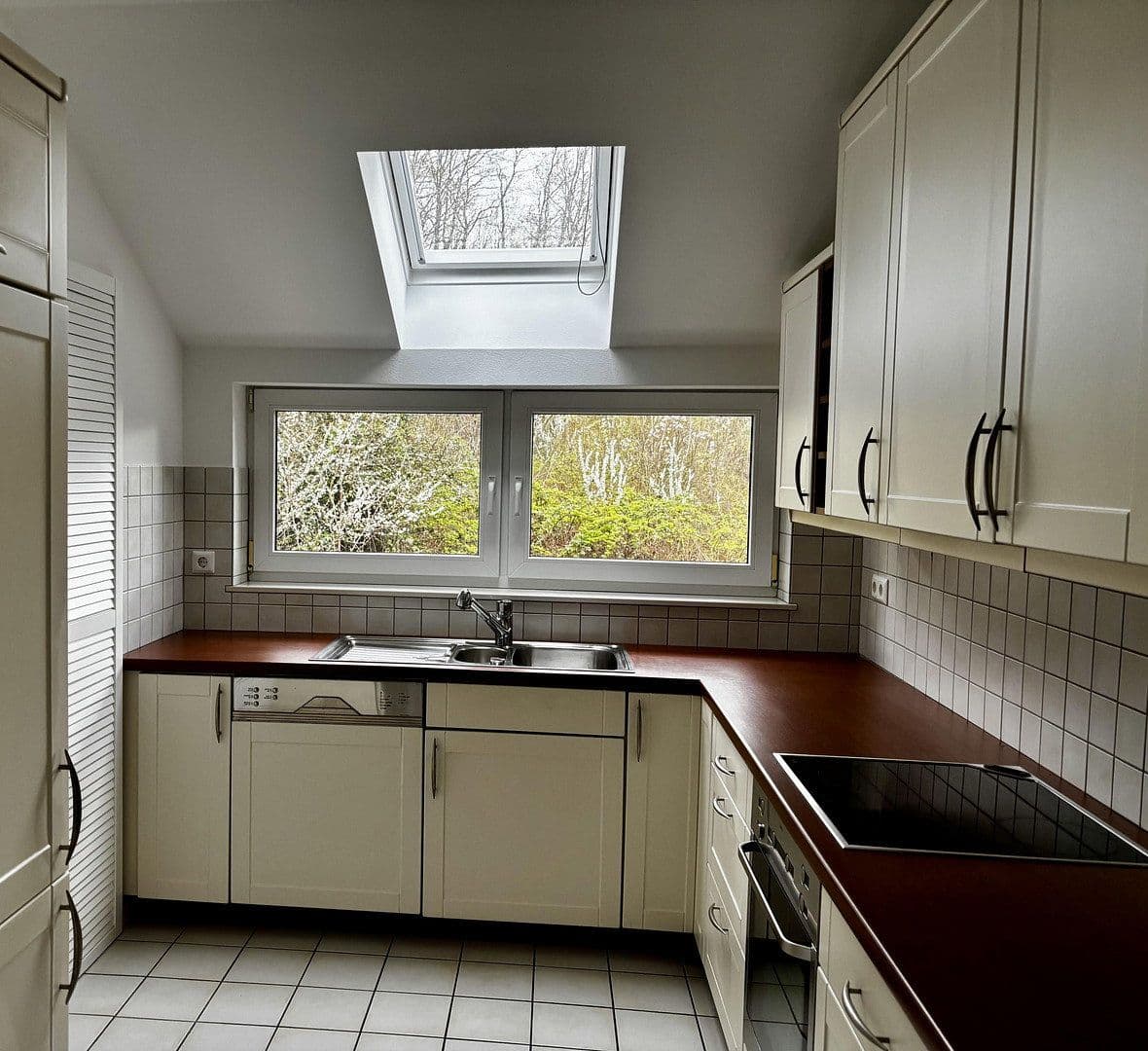 5 bedroom flat to rent, 91 m², Pellingerstrasse 115a, Trier, Rhineland-Palatinate 5 bedroom flat to rent, 91 m², Pellingerstrasse 115a, Trier, Rhineland-Palatinate