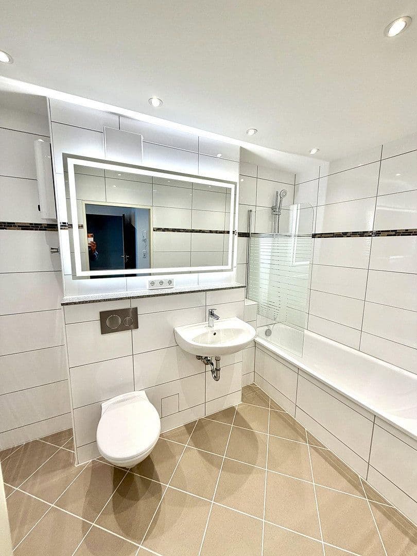 2 bedroom flat to rent, 62 m², Torfbruchstrasse 107, Düsseldorf, North Rhine-Westphalia 2 bedroom flat to rent, 62 m², Torfbruchstrasse 107, Düsseldorf, North Rhine-Westphalia