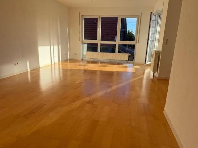 2 bedroom with open-plan kitchen flat to rent, 72 m², Kusterdingen, Baden-Württemberg 2 bedroom with open-plan kitchen flat to rent, 72 m², Kusterdingen, Baden-Württemberg