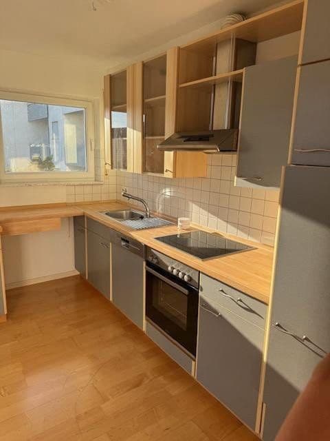2 bedroom with open-plan kitchen flat to rent, 72 m², Kusterdingen, Baden-Württemberg 2 bedroom with open-plan kitchen flat to rent, 72 m², Kusterdingen, Baden-Württemberg